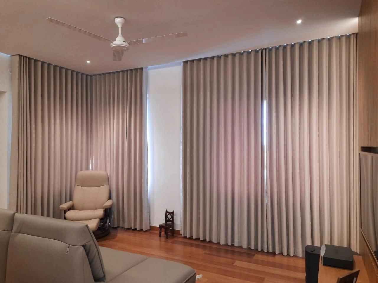 Ripple Curtains